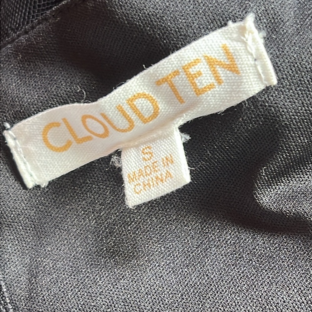 Cropped Long Sleeve Top by CLOUD TEN - Picture 2 of 12
